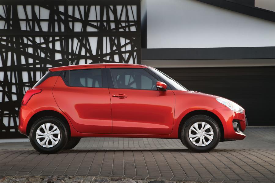  Suzuki Swift 2018 года  (ZA) (фото 2 из 40)